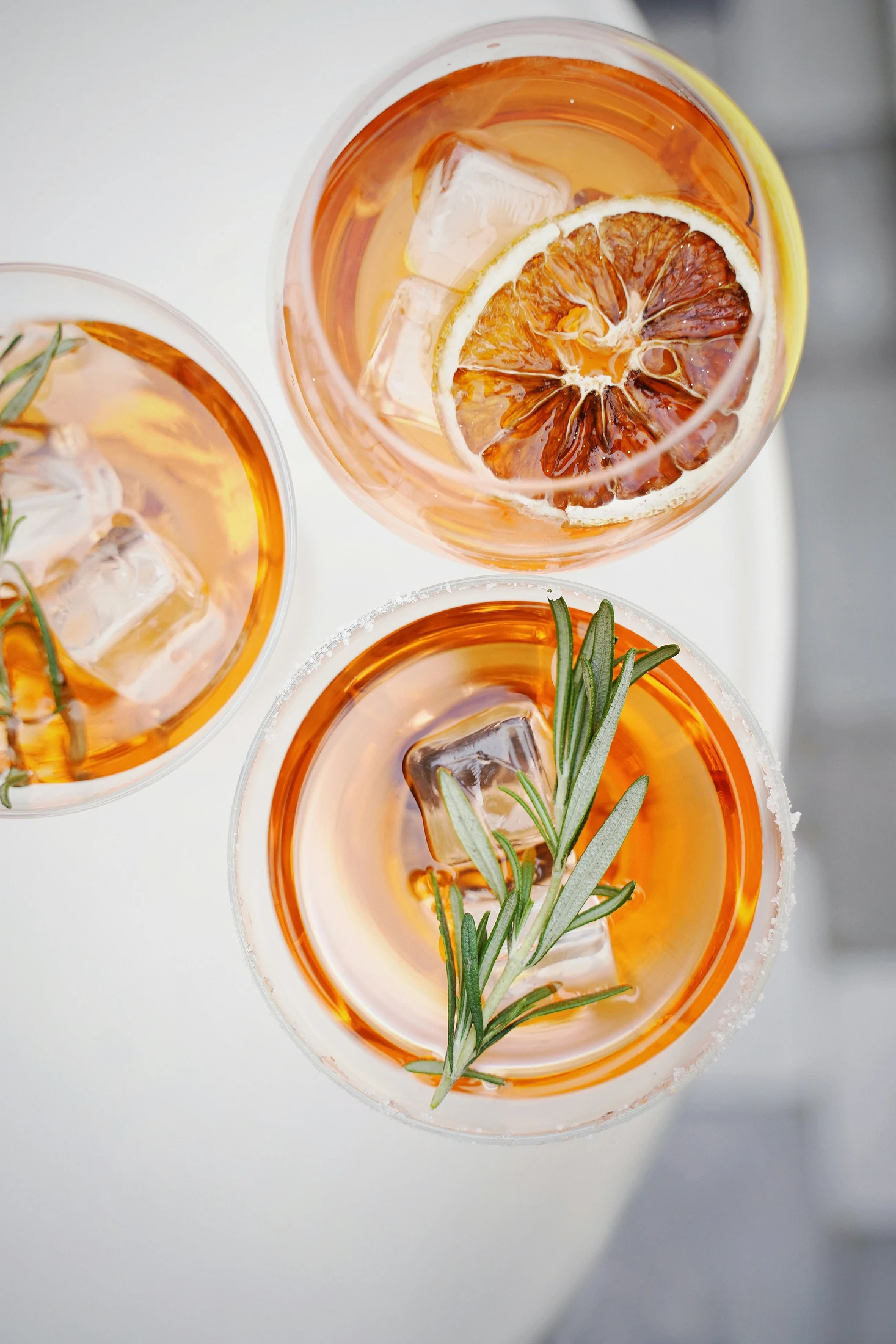 Sommerliche Aperitifgetränke